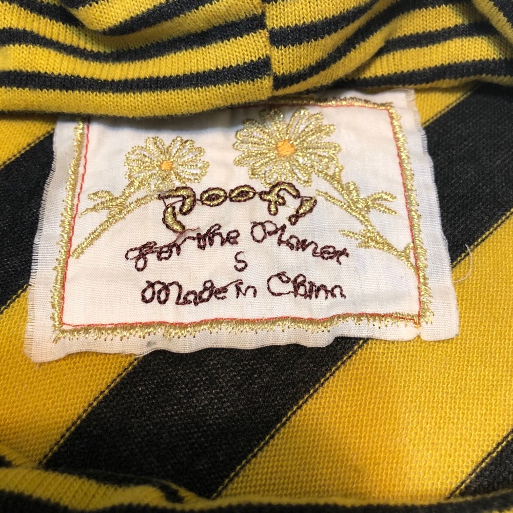 Yellow top - Picture 2 of 2
